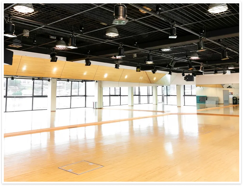 p-our-facilities-studio01